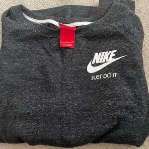 Womens Nike long sleeve